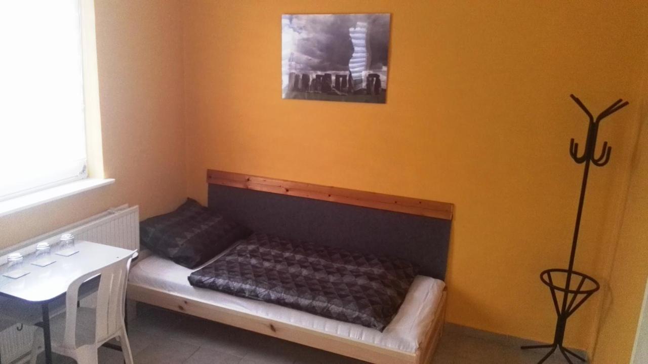 COLLINGO Belvárosi Szállás Kazincbarcika Exterior foto
