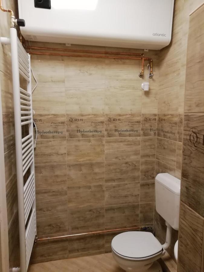 COLLINGO Belvárosi Szállás Kazincbarcika Exterior foto