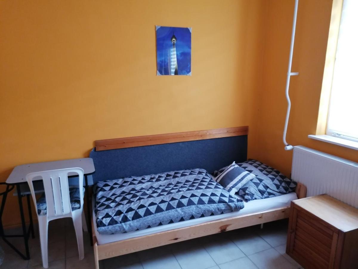 COLLINGO Belvárosi Szállás Kazincbarcika Exterior foto