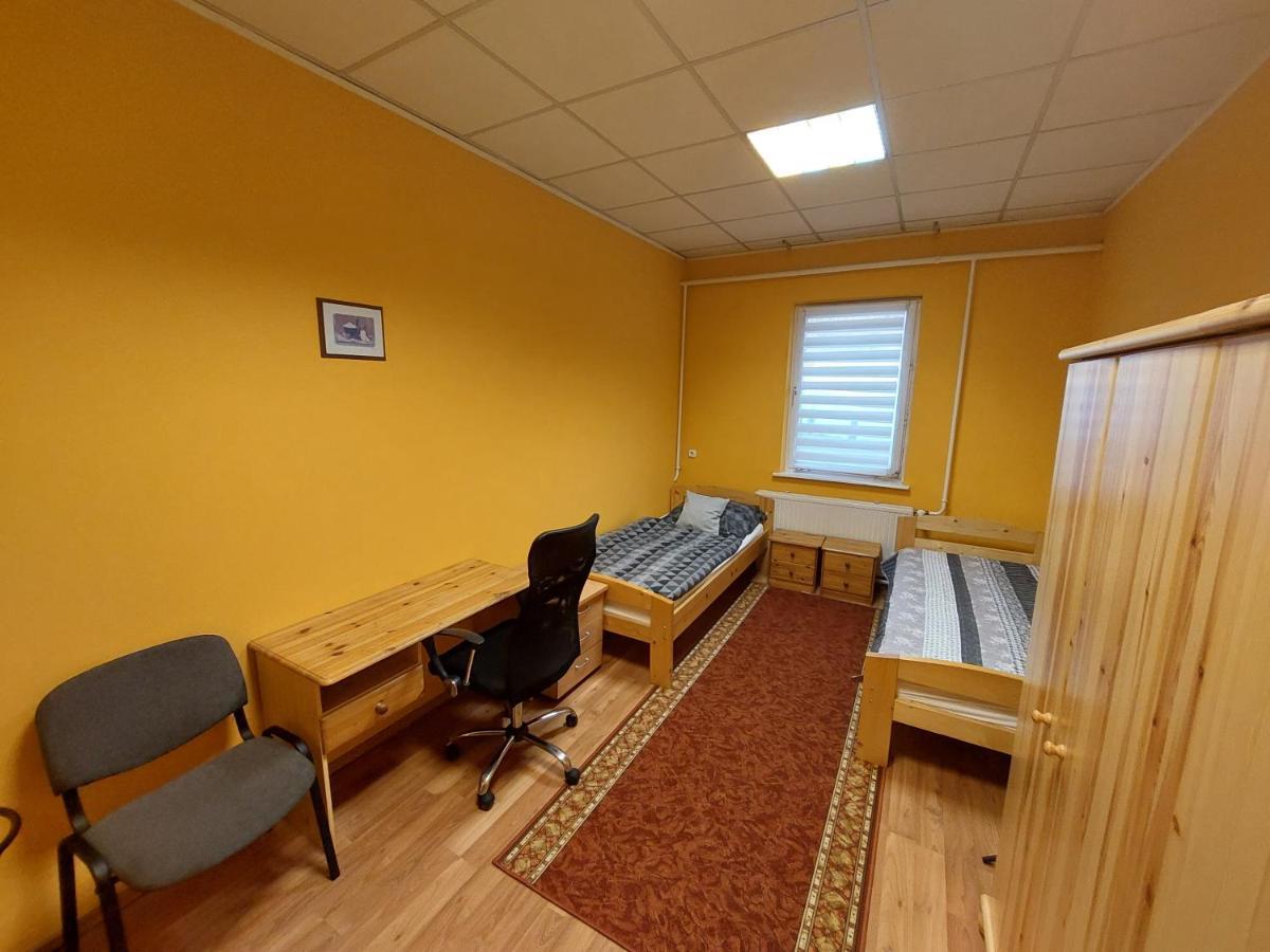 COLLINGO Belvárosi Szállás Kazincbarcika Exterior foto